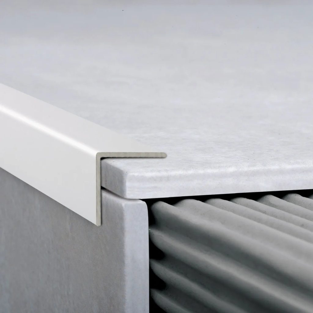 VARILLA TAPACANTO BLANCA AL 16X16MM L2,5M